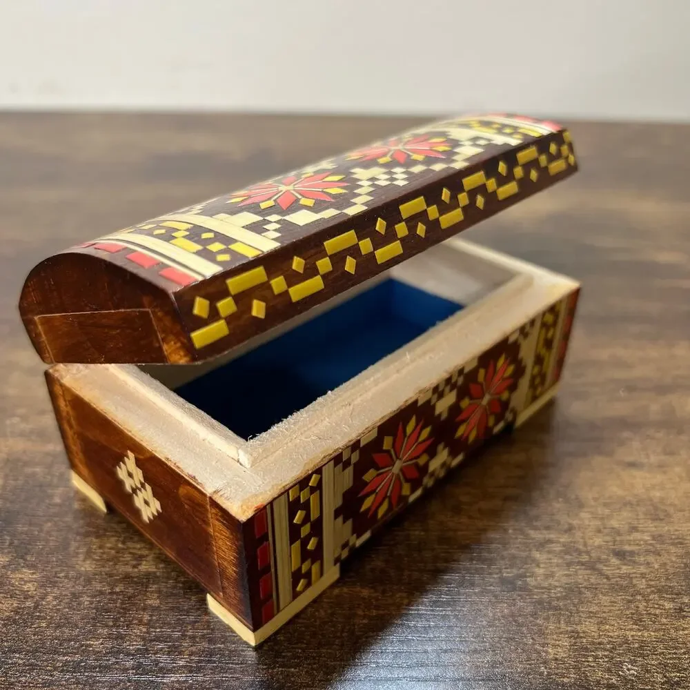 Vtg Handmade in Belarus Wooden Box Chest Folk Art Straw Inlay 90s Hand Painted
